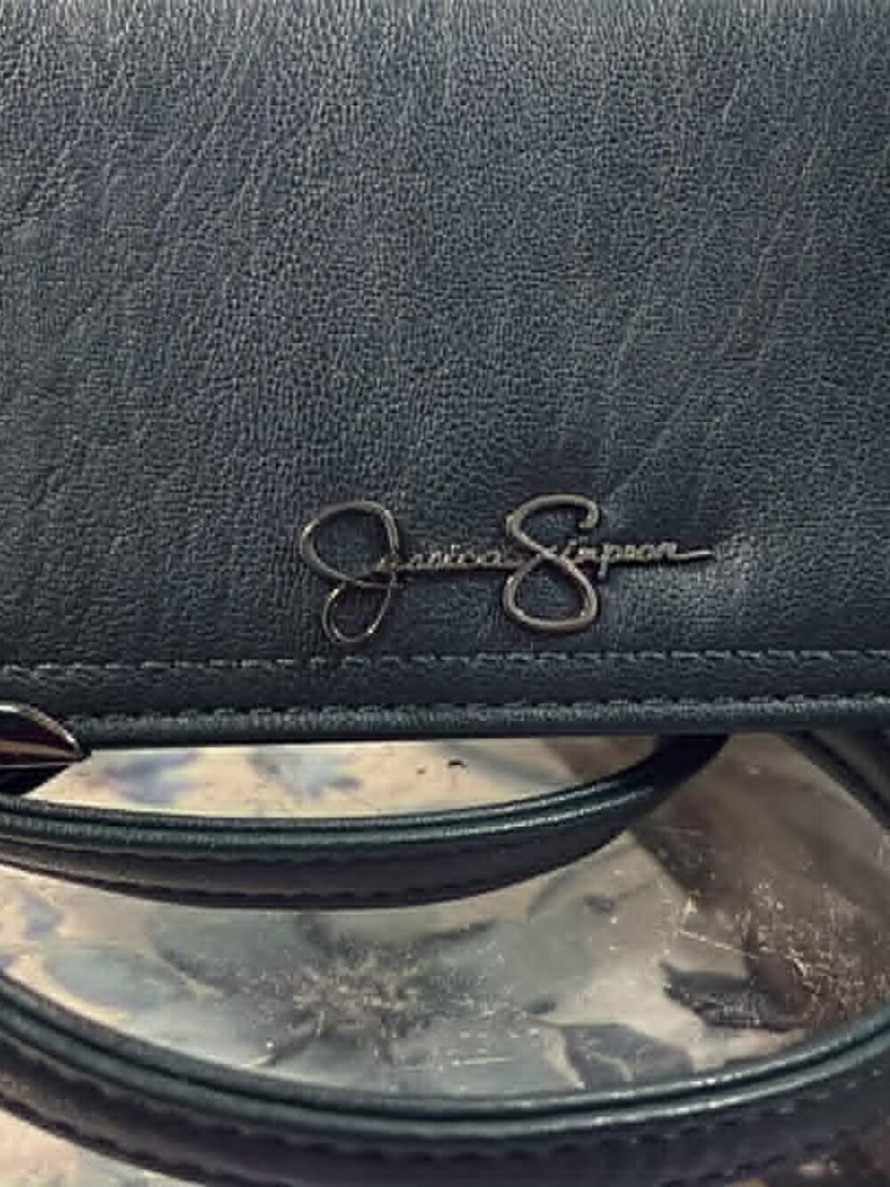 CROSSBODY MINI WALLET